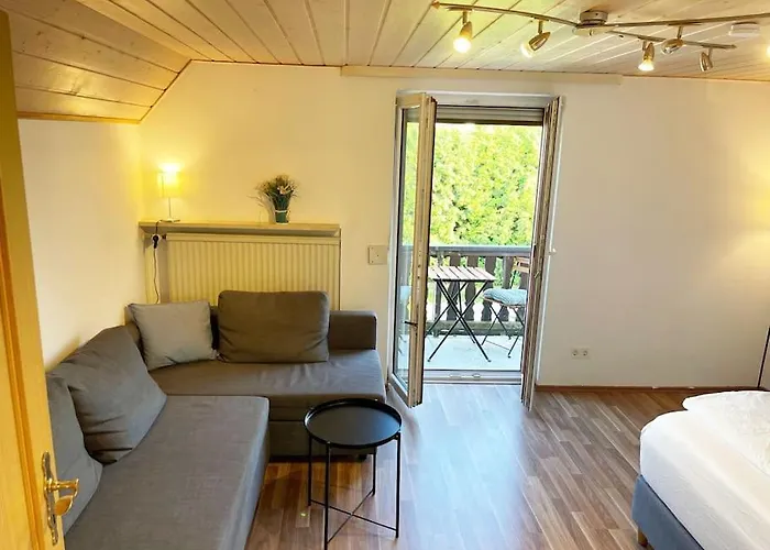 Bavaria Home: Balkon, Kueche, Netflix Daire